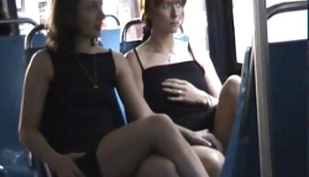 Nina Elle fickt geile reife frauen Strapon auf Amaras Gesicht